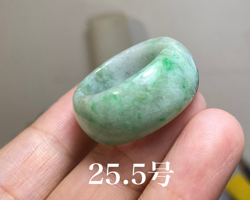 ミャンマー産天然本翡翠 くりぬきリング L11-06 緑花 25.5号 ミャンマー産天然 A貨 本翡翠 くりぬき リング