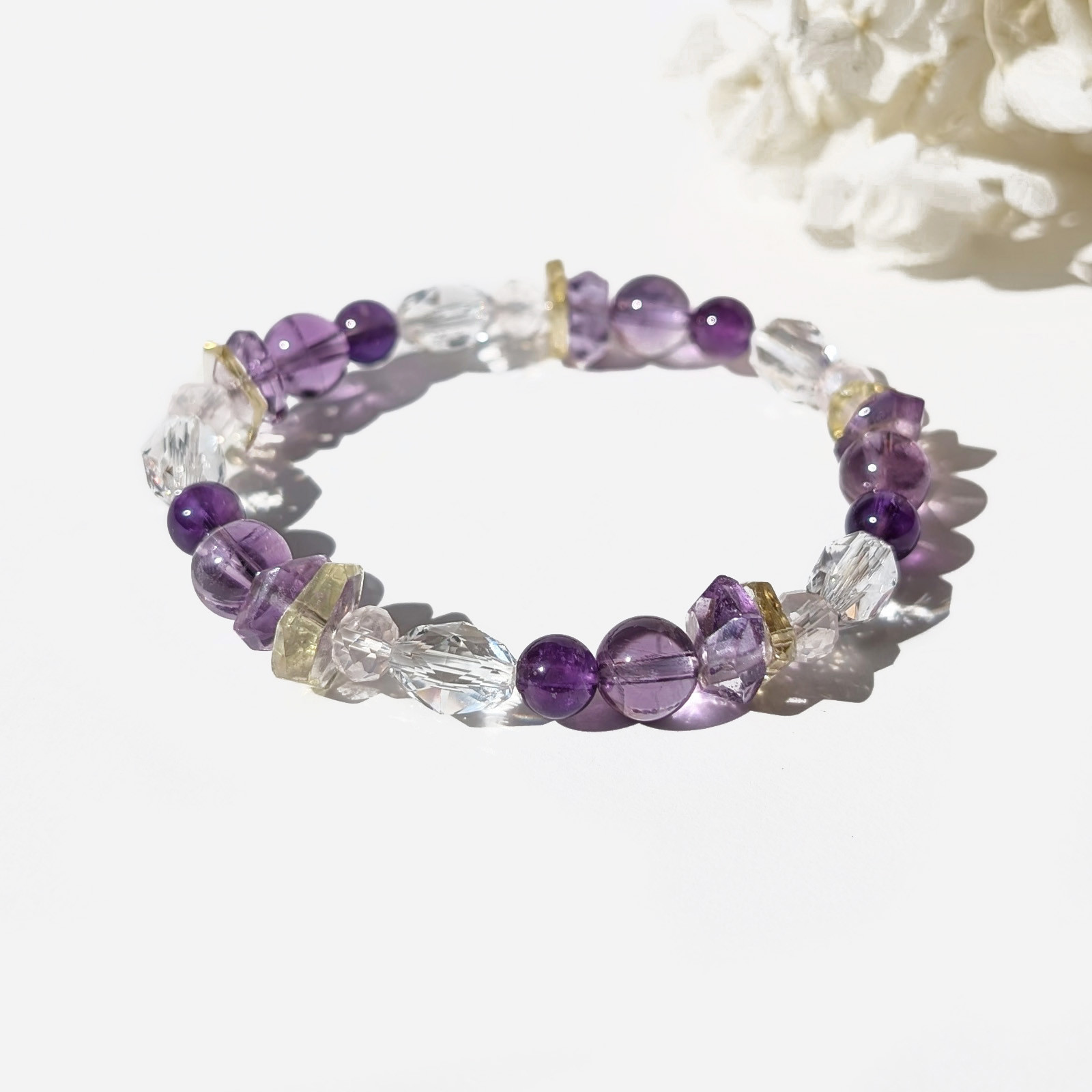 Hanakanmuri／一点もの アメジスト×レモンクォーツ×水晶 花かんむりブレスレット