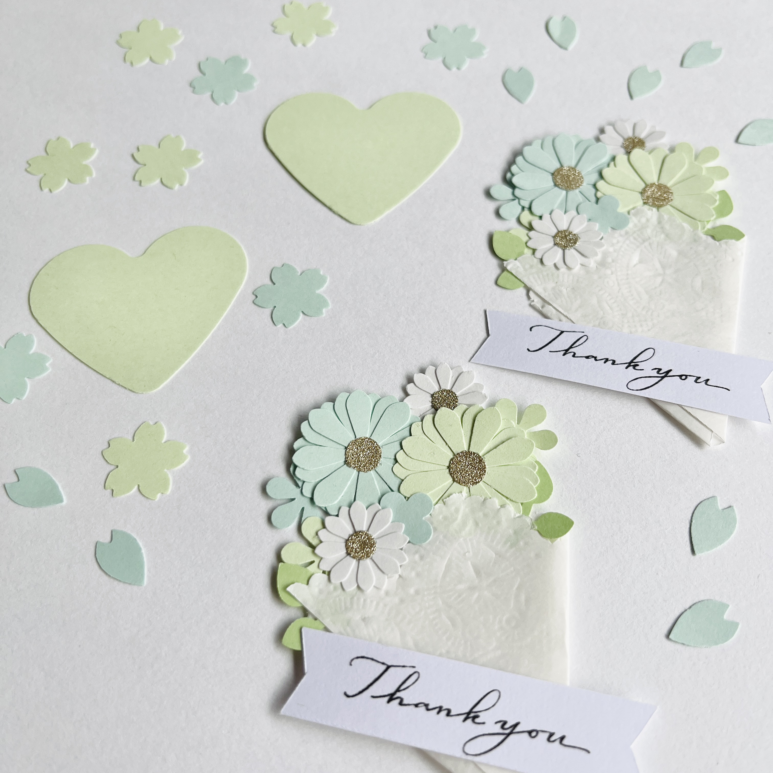 お買い得　クラフトパンチ　色紙飾り付　卒業　卒園　退職　寄せ書き　アルバム制作