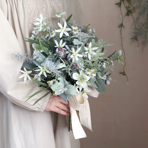 シルバーグリーンブーケ ブートニア付き ハーブブーケ 造花ブーケ