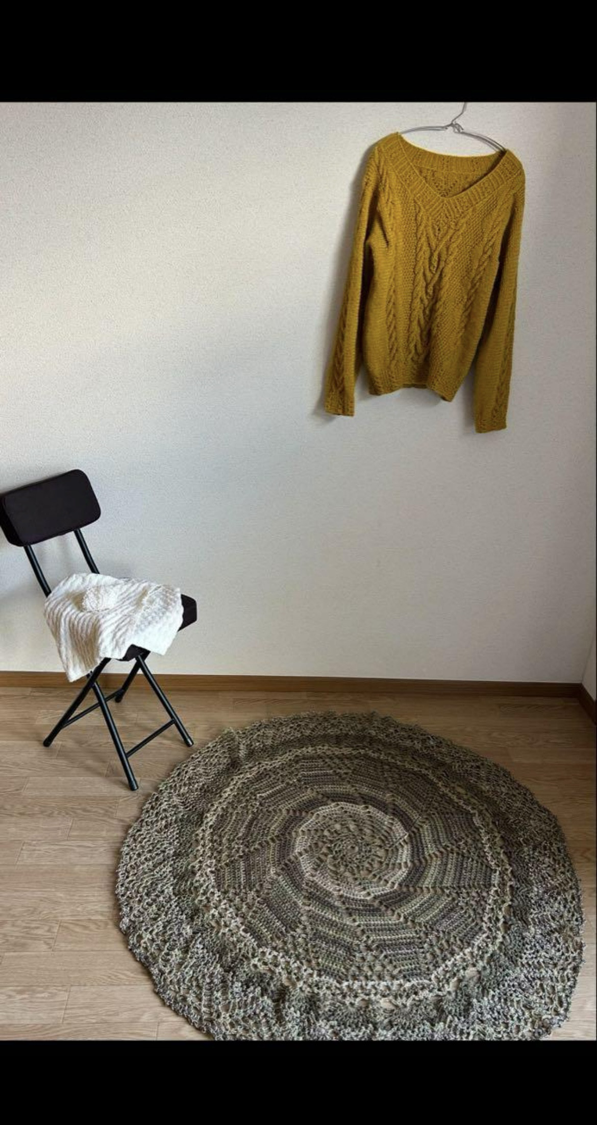 手編み☆風車模様のラグ(ソファカバー)