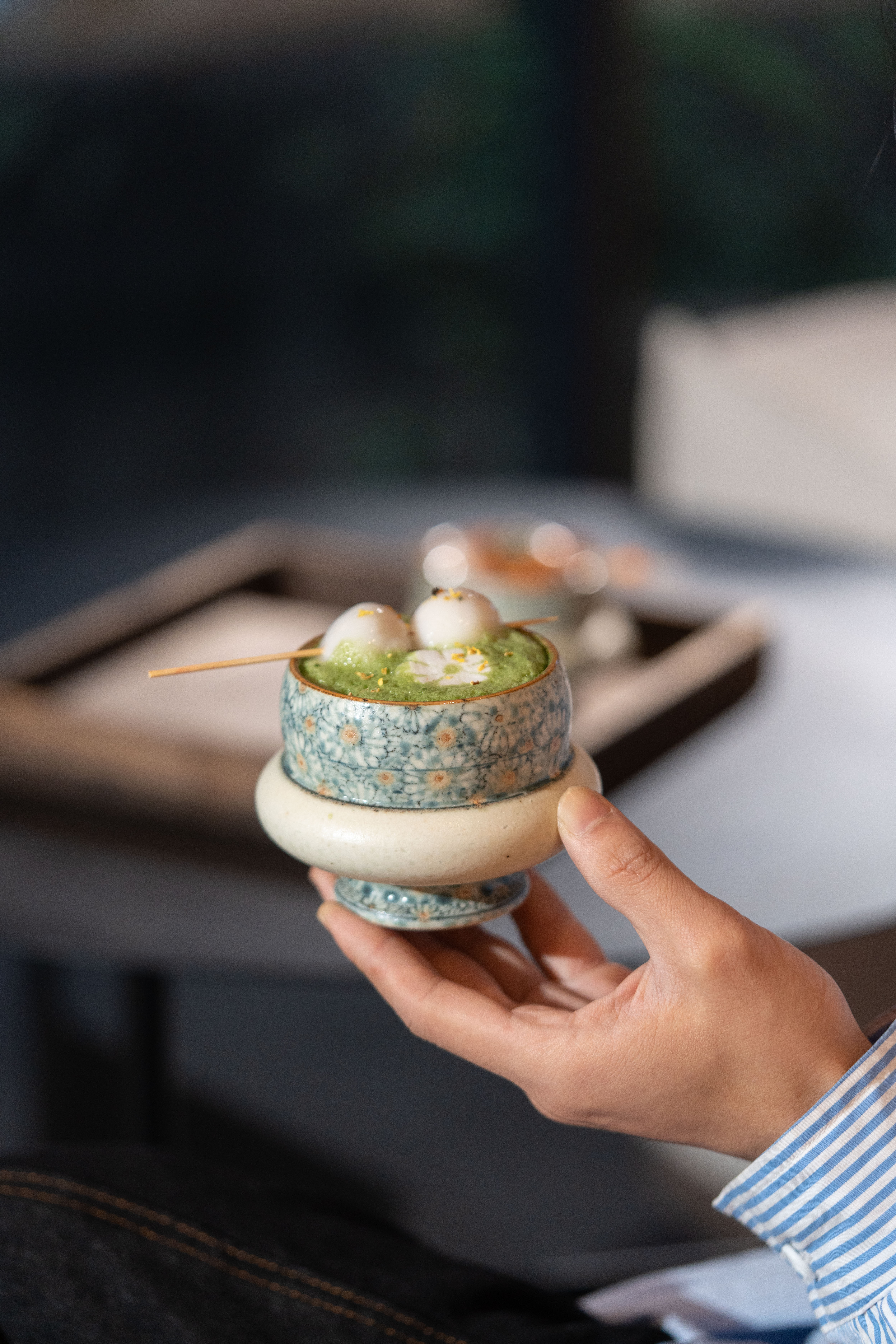 詩瓷集 中国風手作青花磁器 流釉タイプ デイジーフロートカップ 再販 230ml 景徳鎮 ラテアート対応コーヒーカップ