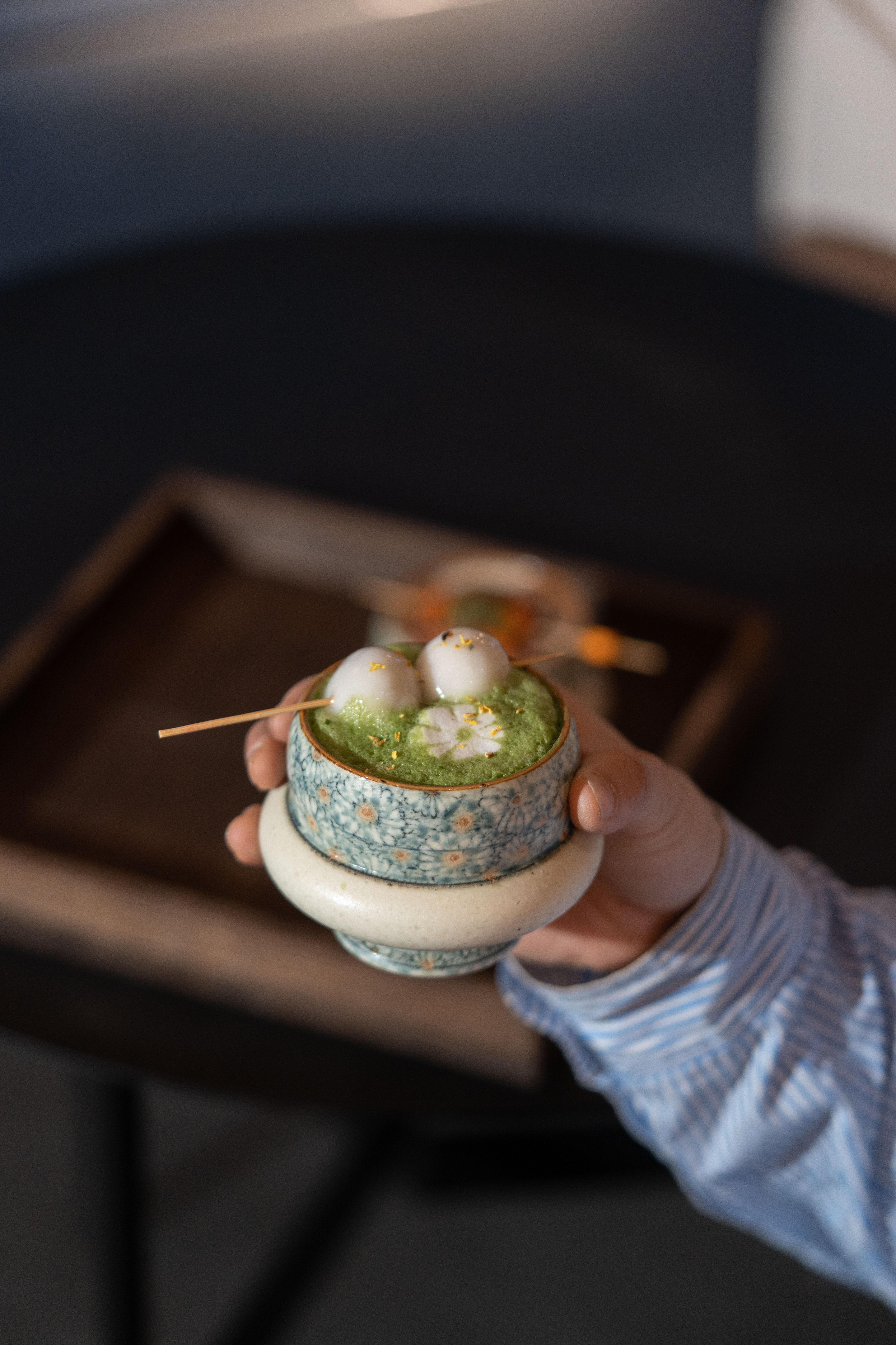 詩瓷集 中国風手作青花磁器 流釉タイプ デイジーフロートカップ 再販 230ml 景徳鎮 ラテアート対応コーヒーカップ