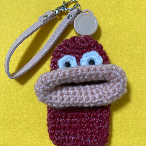 パクパクモンスター リール付きキーケース イヤホンケース リトル