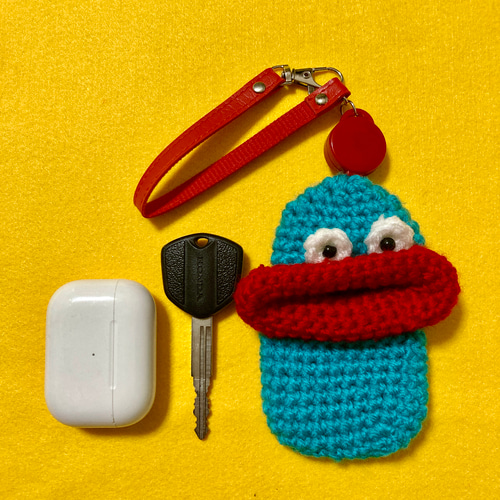 パクパクモンスター リール付きキーケース イヤホンケース リトル