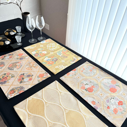 ランチョンマット(高級正絹袋帯リメイク)新品未使用 ◼︎56◼︎一点物 高級袋帯 全て正絹 ランチョンマット4枚セット