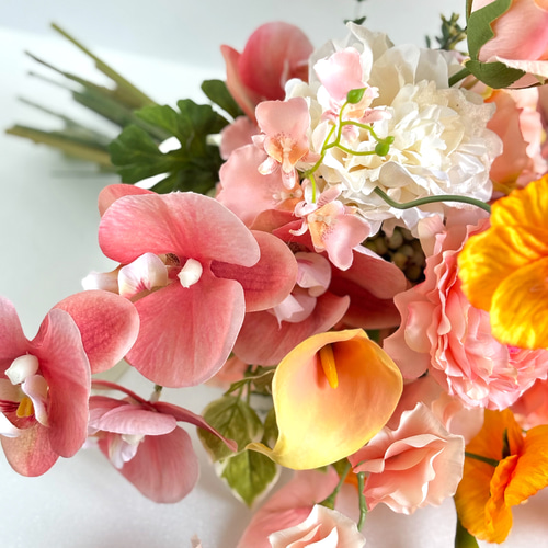 コーラルピンクブーケ ウェディング ビタミンカラー 胡蝶蘭 ポピー