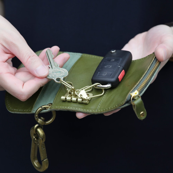 送料無料 栃木レザー キャニオン 型押し 日本製 カラビナ 付き キーケース コインケース PAOLO グリーン 本革 4枚目の画像