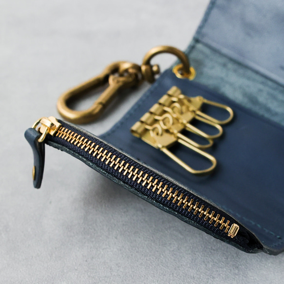 送料無料 栃木レザー キャニオン 型押し 日本製 カラビナ 付き キーケース コインケース PAOLO ネイビー 本革 6枚目の画像