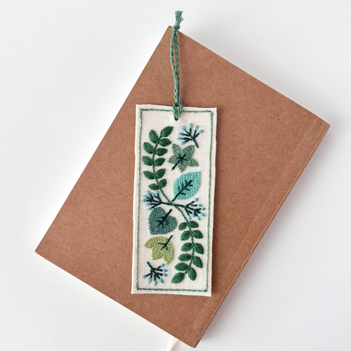 木の葉 深緑 刺繍のしおり ブックマーク/グリーン 葉モチーフ