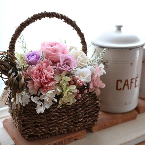 母の日＊和らぎの華バスケット＊あふれる花籠アレンジメント
