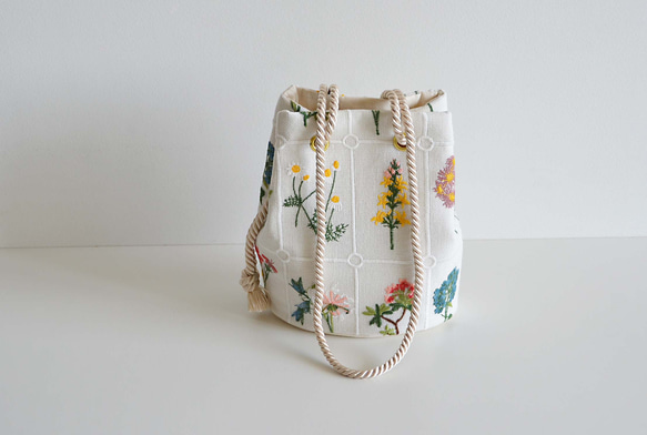 数量限定! フラワー刺繍 2way ポシェットマリンバッグ　エクリュホワイト　ミニショルダー　ボタニカル 5枚目の画像