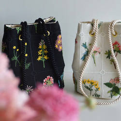 数量限定! フラワー刺繍 2way ポシェットマリンバッグ　エクリュホワイト　ミニショルダー　ボタニカル 12枚目の画像