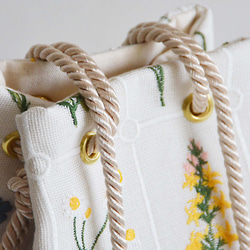 数量限定! フラワー刺繍 2way ポシェットマリンバッグ　エクリュホワイト　ミニショルダー　ボタニカル 7枚目の画像