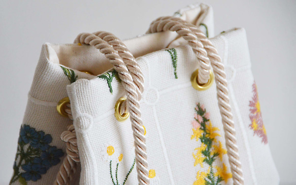 数量限定! フラワー刺繍 2way ポシェットマリンバッグ　エクリュホワイト　ミニショルダー　ボタニカル 7枚目の画像