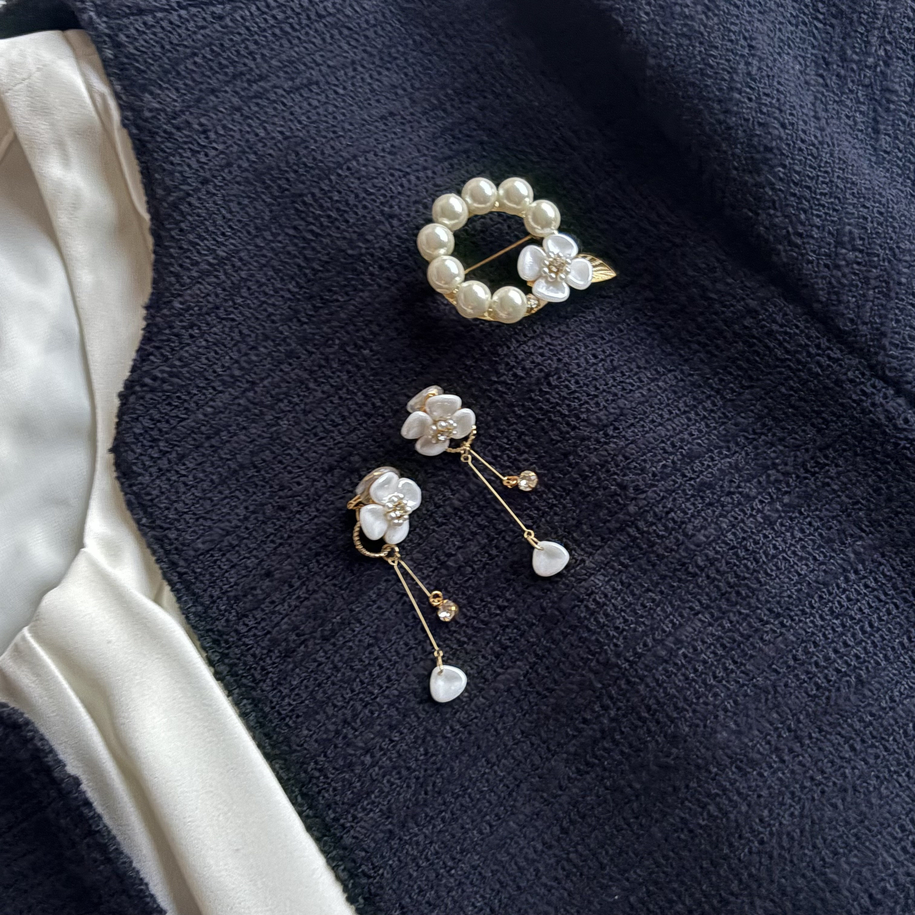 【3日以内発送】 送料無料　ブローチ　2way 卒園式　入園式　卒業式　入学式　セレモニー　フォーマル　40代