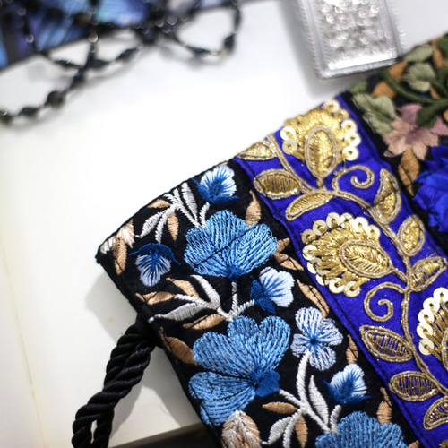 インドブレードミニ巾着ポーチ 刺繍 スパンコール ブルー サックス