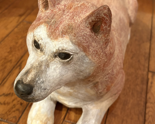 柴犬の彫刻「待ち侘びる」木彫 彫刻 MIKYOU 通販 19070463｜Creema