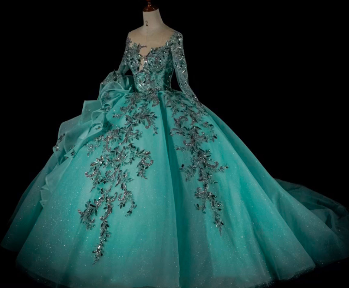 美品！翡翠色　優雅なカラードレス　長袖　シースルー袖　魅惑の花レース　緑　編み上げ　イリュージョンネック演奏会発表会挙式