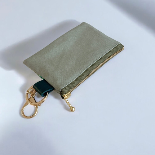 エメラルドグリーン/インド刺繍×帆布☆キーホルダー付きフラットポーチ
