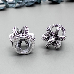 ＊6個＊ 3D 王冠 チャーム 合金 14x12mm アンティークシルバー cm107 3枚目の画像