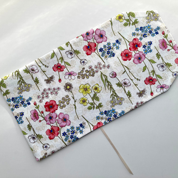 【文庫サイズ】フェミニンな野花柄のブックカバー 3枚目の画像