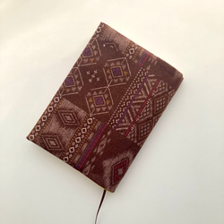 紬風のフォークロアな文庫サイズブックカバー 3枚目の画像