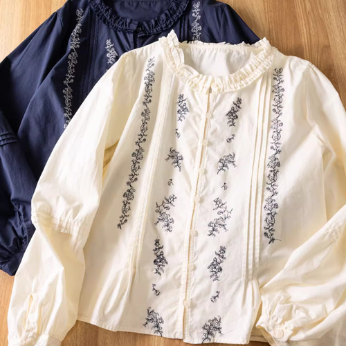 樹 *刺繍シャツ /長袖シャツ /ギャザー入りの襟 / レディースブラウス