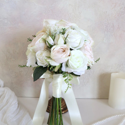 ボールブーケ　ウエディング　プレゼント　ホワイト 即納品可能】オシャレなボールブーケ／ホワイトブーケ