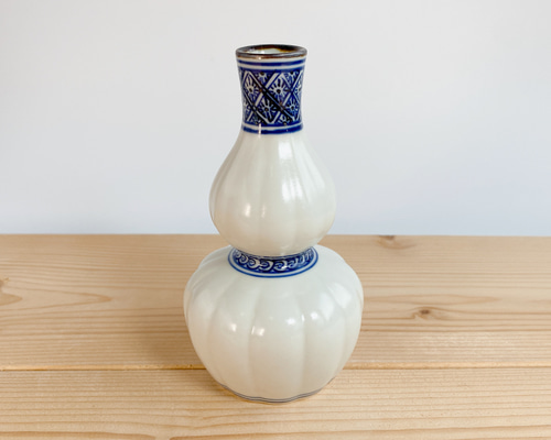 初代　山本壹楽　壹楽窯　酒器セット　京焼　清水焼 美品 Amazon.co.jp: 初代 山本壹楽 壹楽窯 酒器セット 京焼 清水焼