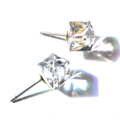 オーストリア製 ビンテージ swarovski クリスタル 6mm 斜め