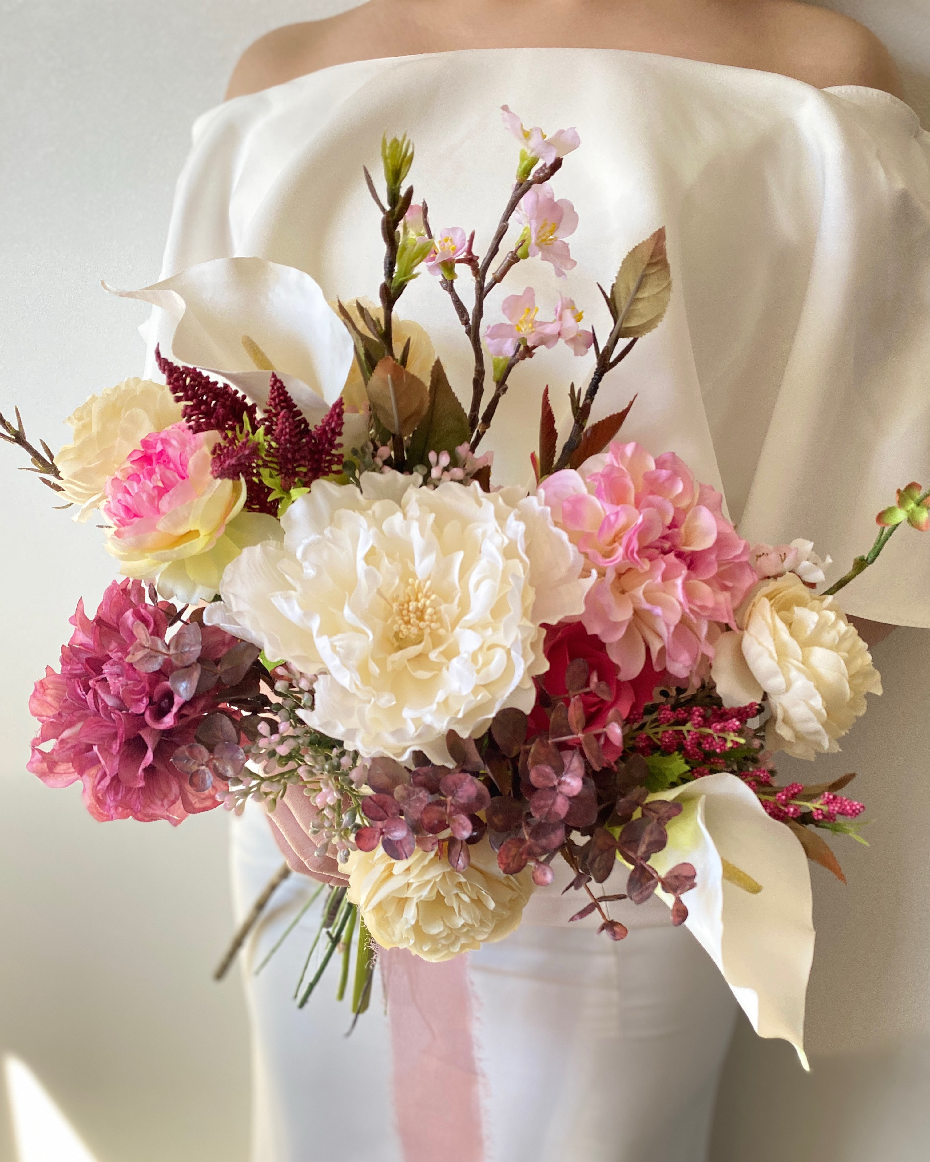 春の桜ウェディングブーケ　ウェディングブーケ　ブーケ　ダリアブーケ　カラーリリーブーケ　芍薬ブーケ