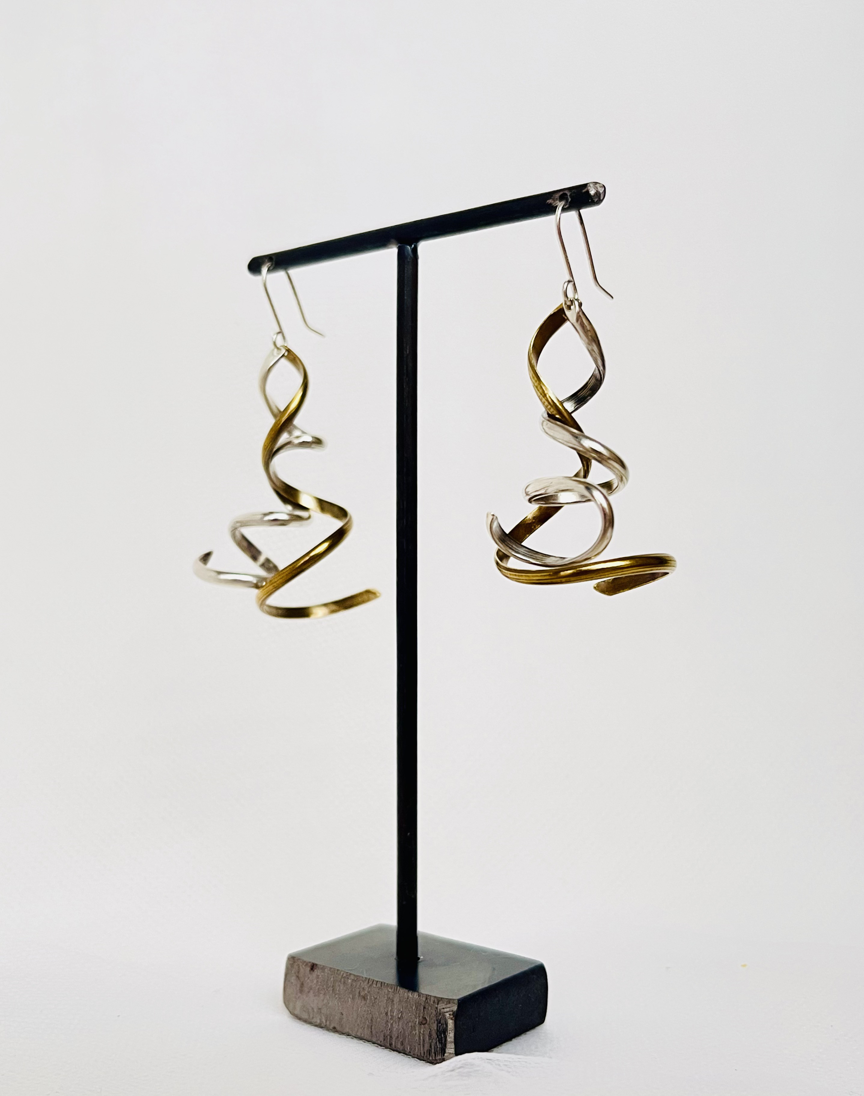 くるくるピアス