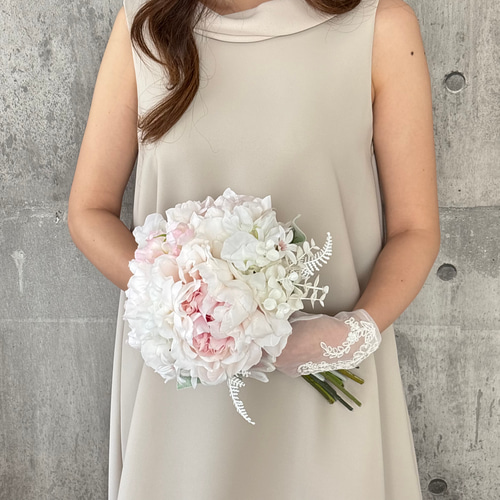 ピオニーのふわふわブーケ 前撮り 結婚式 芍薬 ウェディング 薄ピンク