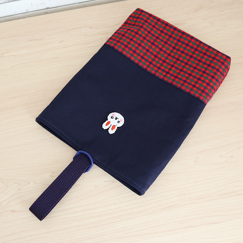 うさちゃんワッペン付き】 ファミリア風 赤チェック マチあり シューズ