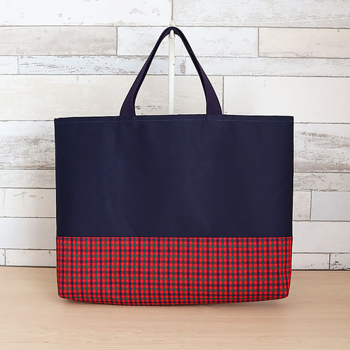 ロバちゃんワッペン付き】ファミリア風 赤チェック マチあり