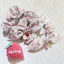 リバティいちごシュシュ首輪】猫首輪 ペット首輪 シュシュ首輪