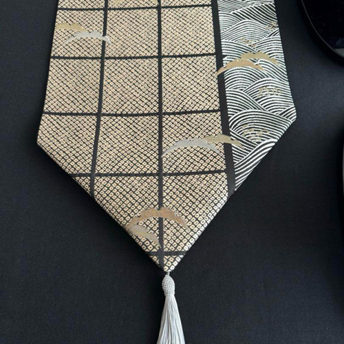 ︎◼︎C1136◼︎高級袋帯 正絹 雪芝 波 箔 テーブルランナー(〜260cm) ◼︎C1136◼︎高級袋帯 正絹 雪芝 波 箔 テーブルランナー(〜260cm