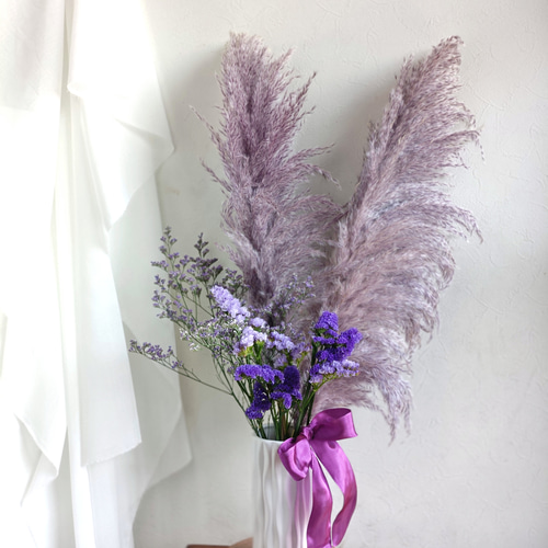 上品なパープルフラワーセット お盆2025 パンパスグラス 古希 喜寿祝い
