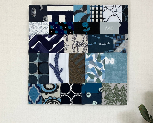 ファブリックアートパネル 40cm角 【障害者アート/一点物】ミナ