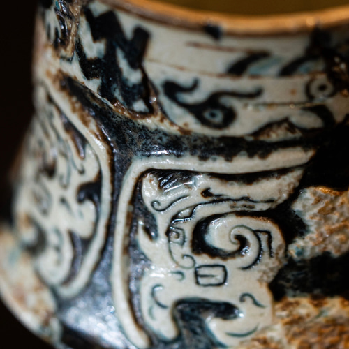 古陶磁器　杯　盃　手描き　中国　China 台付　植物　花　印　アンティーク　台 古陶磁器 杯 盃 手描き 中国 China 台付 植物 花 印