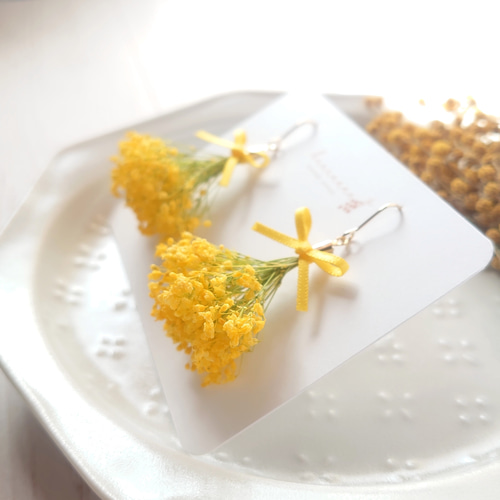 イエローかすみ草のブーケピアス／イヤリング ミモザ No.41 ピアス