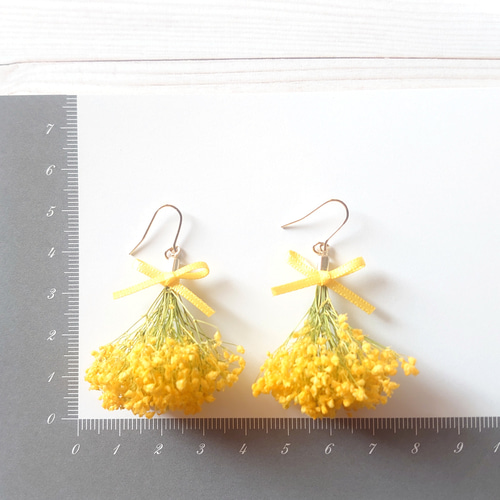 イエローかすみ草のブーケピアス／イヤリング ミモザ No.41 ピアス