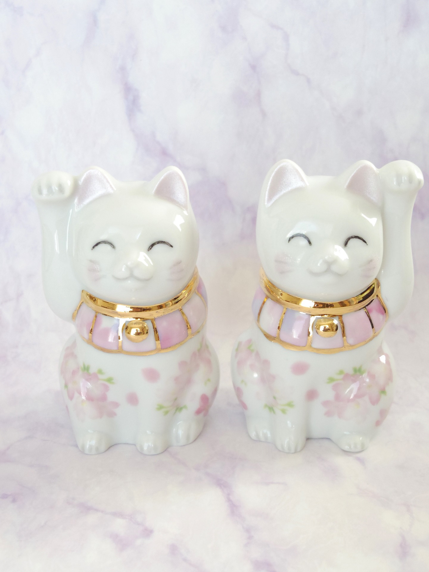桜柄の招き猫（ペア）　磁器　ポーセラーツ