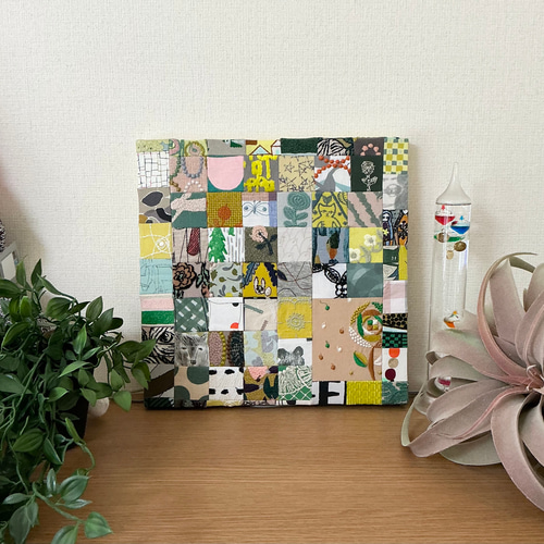 ファブリックパネル 30cm角【障害者アート/一点物】ミナ