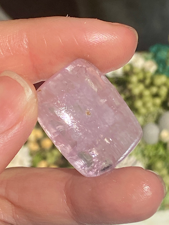 ライラックピンク♢キャッツアイ効果♢クンツァイト ルース 05 天然石 天然色 7枚目の画像