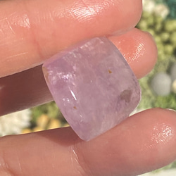 ライラックピンク♢キャッツアイ効果♢クンツァイト ルース 05 天然石 天然色 10枚目の画像