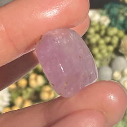 ライラックピンク♢キャッツアイ効果♢クンツァイト ルース 05 天然石 天然色 6枚目の画像