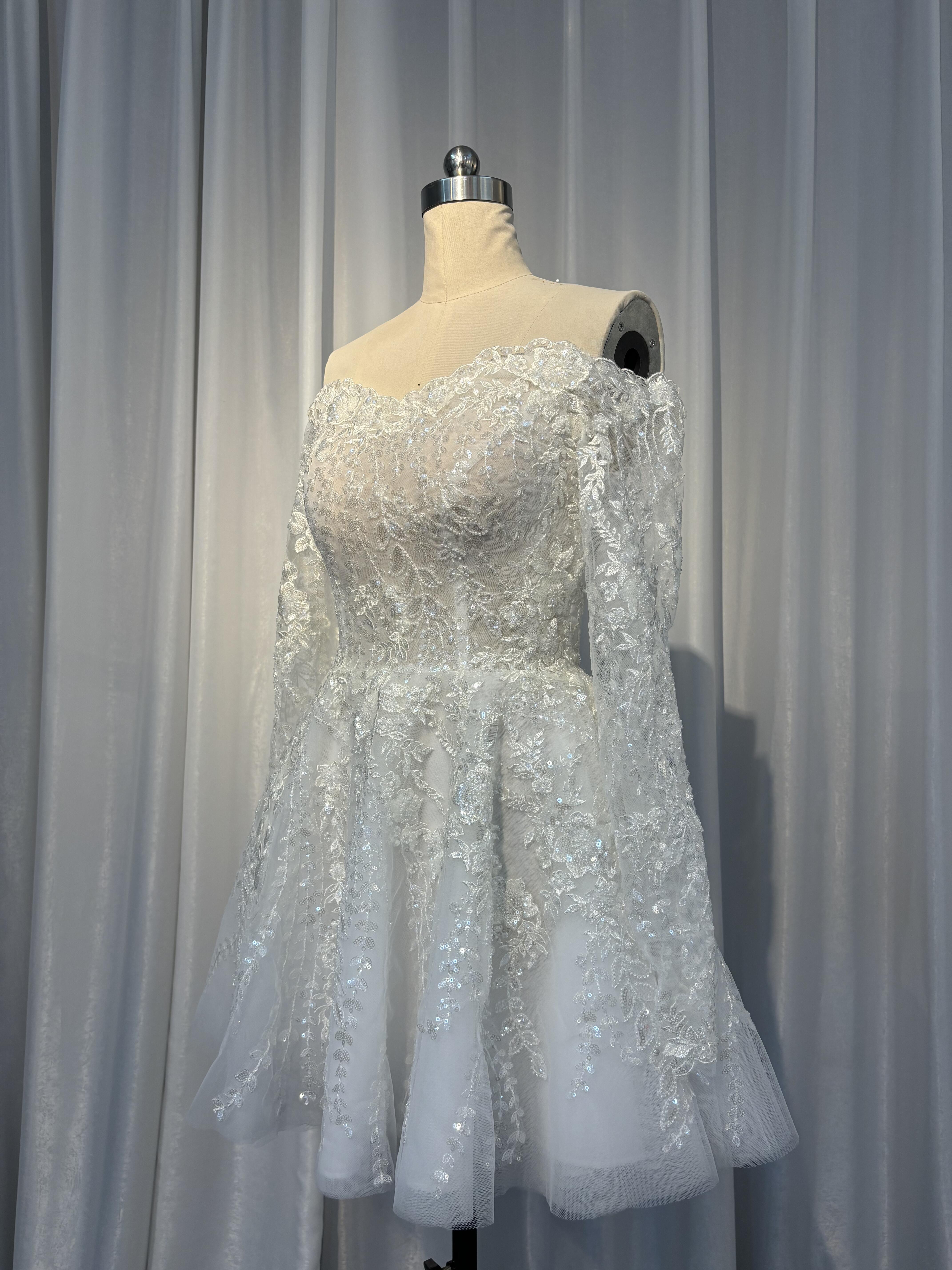 抜群のおしゃれ見え　小枝レース　白　ミニドレス　オフショルダー　二の腕カバー　パーティードレス　可愛い　韓国風デート優雅