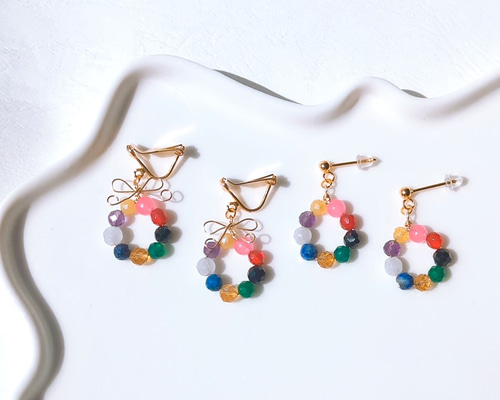 天然石9色で彩るSnowManカラーのサークル イヤリングorピアス ピアス